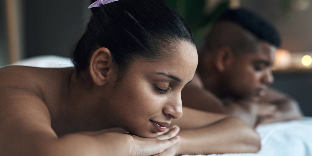 Couples Massage in Baner